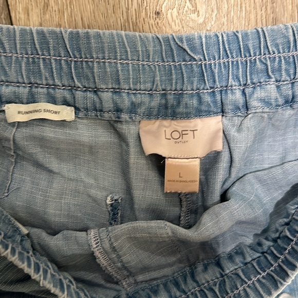 Loft chambray shorts - Picture 3 of 4